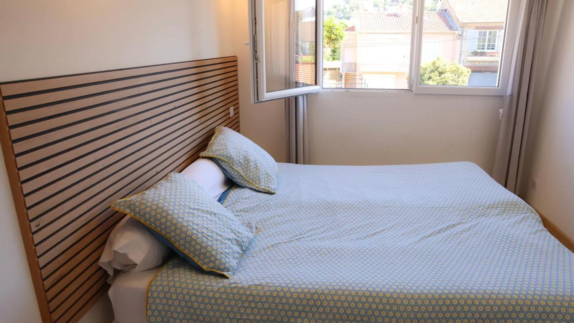 Maison De Ville Tout Confort A Cannes Et A 10 Minutes A Pied De La Plage فرنسا