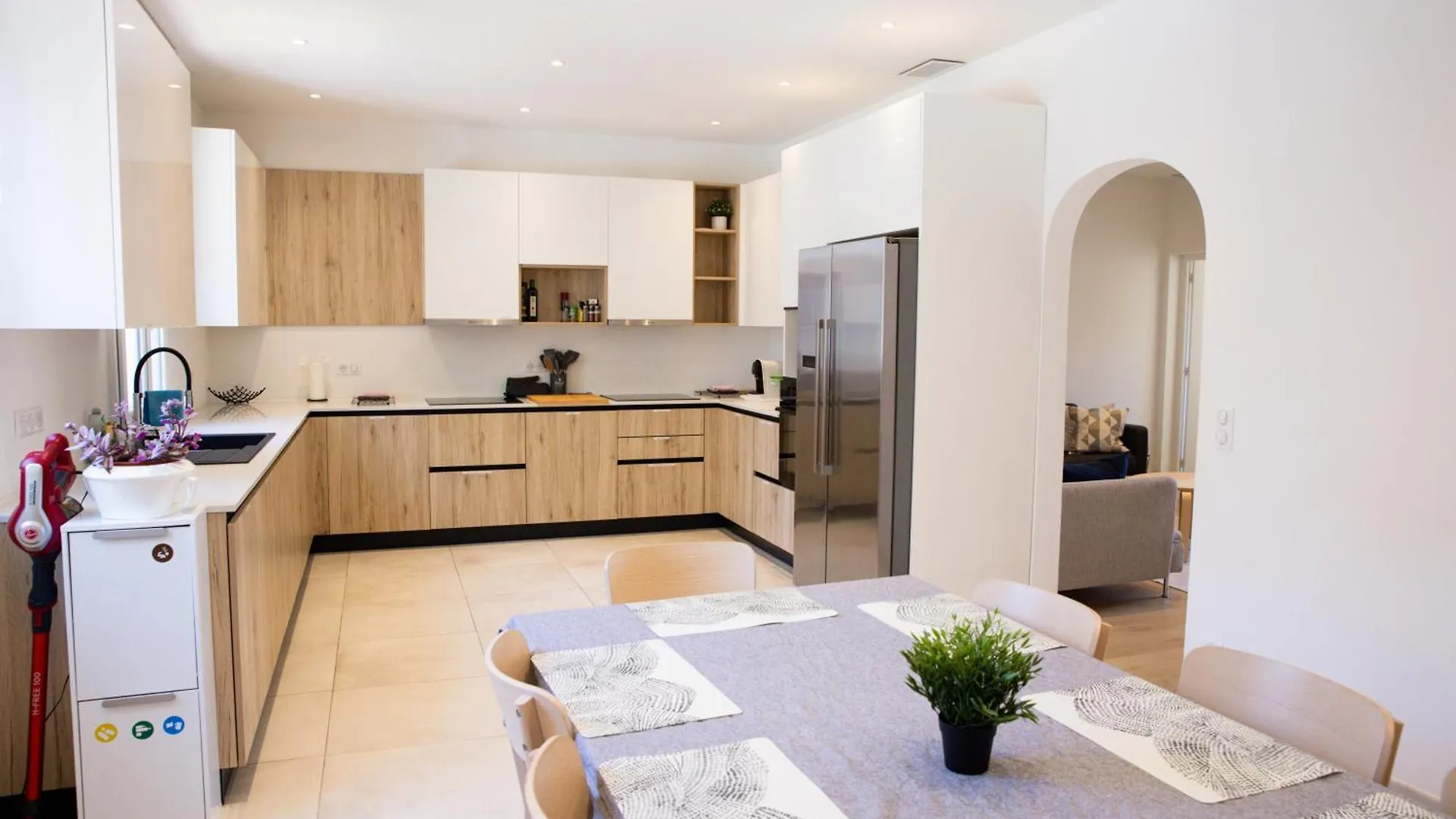 Maison De Ville Tout Confort A Cannes Et A 10 Minutes A Pied De La Plage بيت للعطل