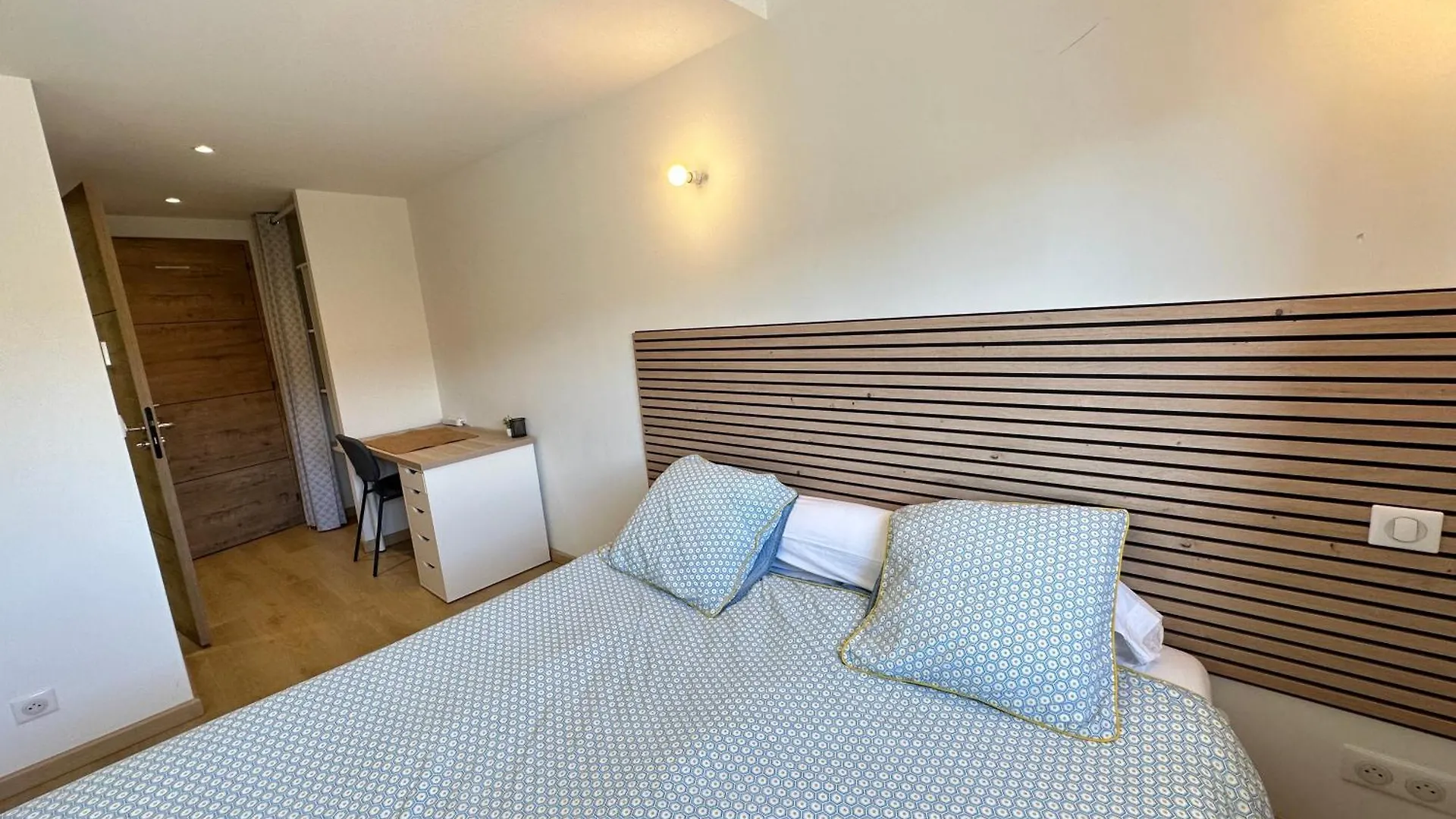 Holiday home Maison De Ville Tout Confort A Cannes Et A 10 Minutes A Pied De La Plage France